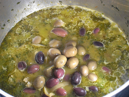 tagine-of-quails-olives-lemons-in-sauce-copy.jpg